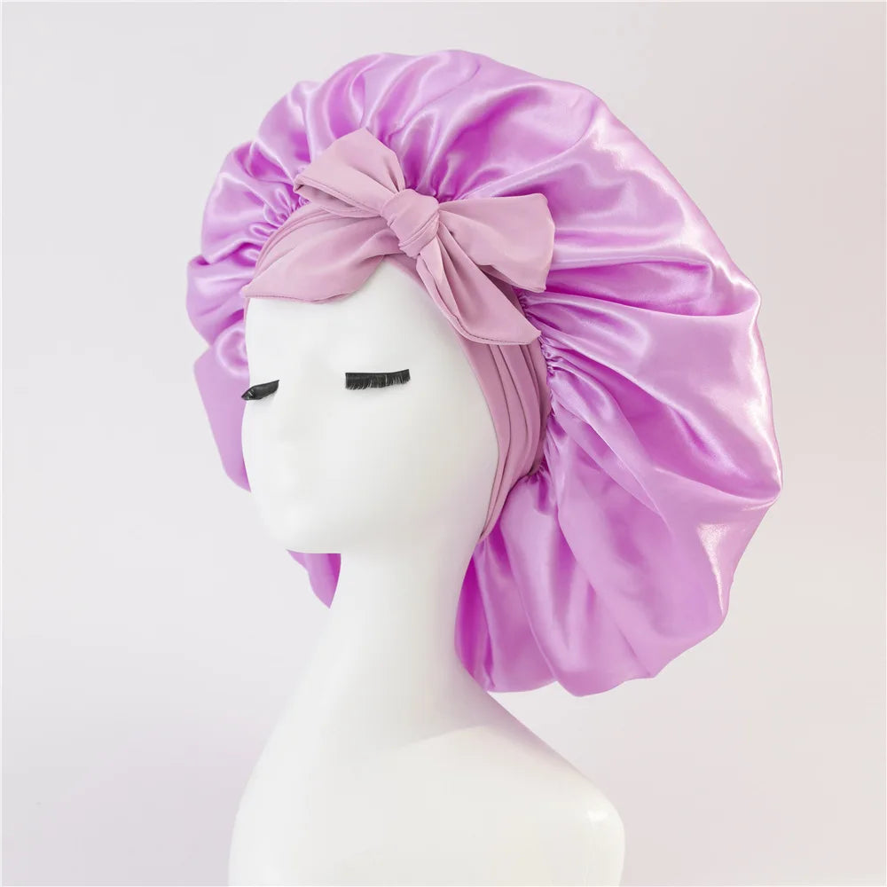 Bonnet de sommeil pour femmes en satin uni, bande élastique extensible avec lien, bonnet de douche de nuit ajustable pour protéger les cheveux.